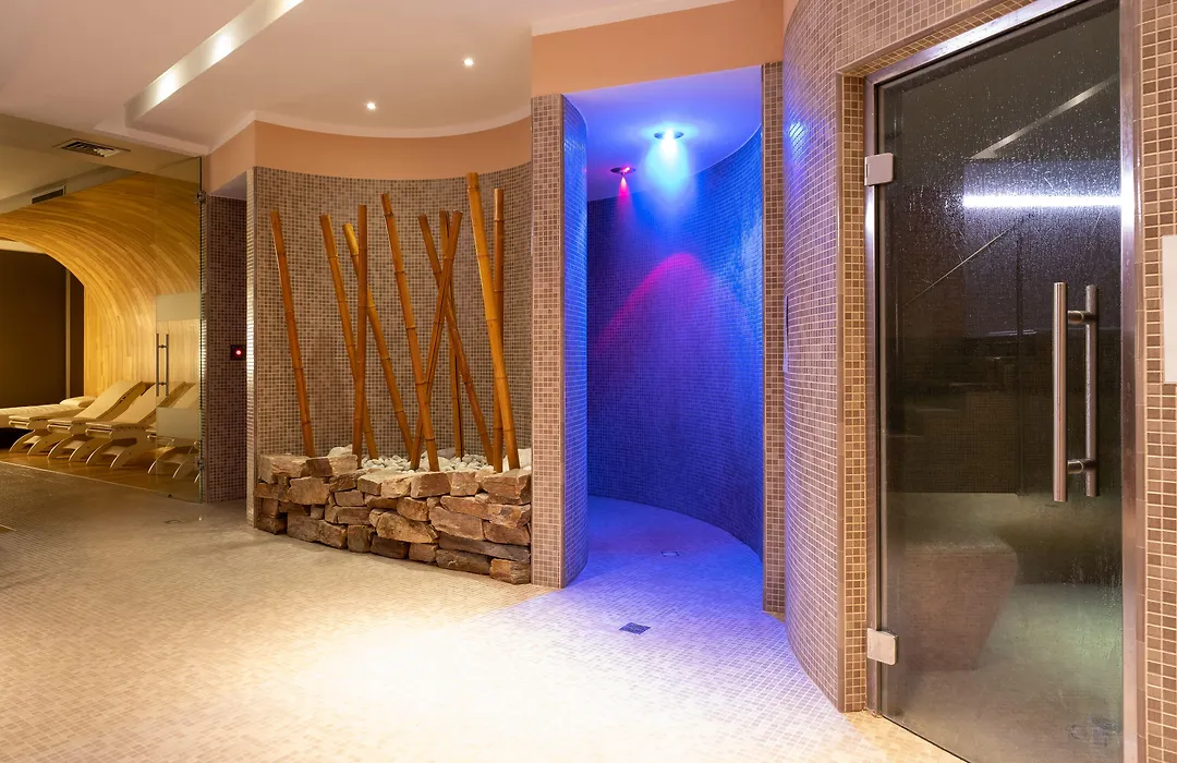 The Ziba Hotel & Spa-1